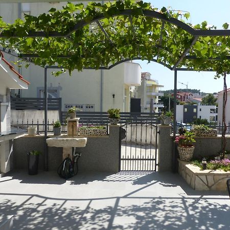 Apartments Marija Trogir Exterior foto
